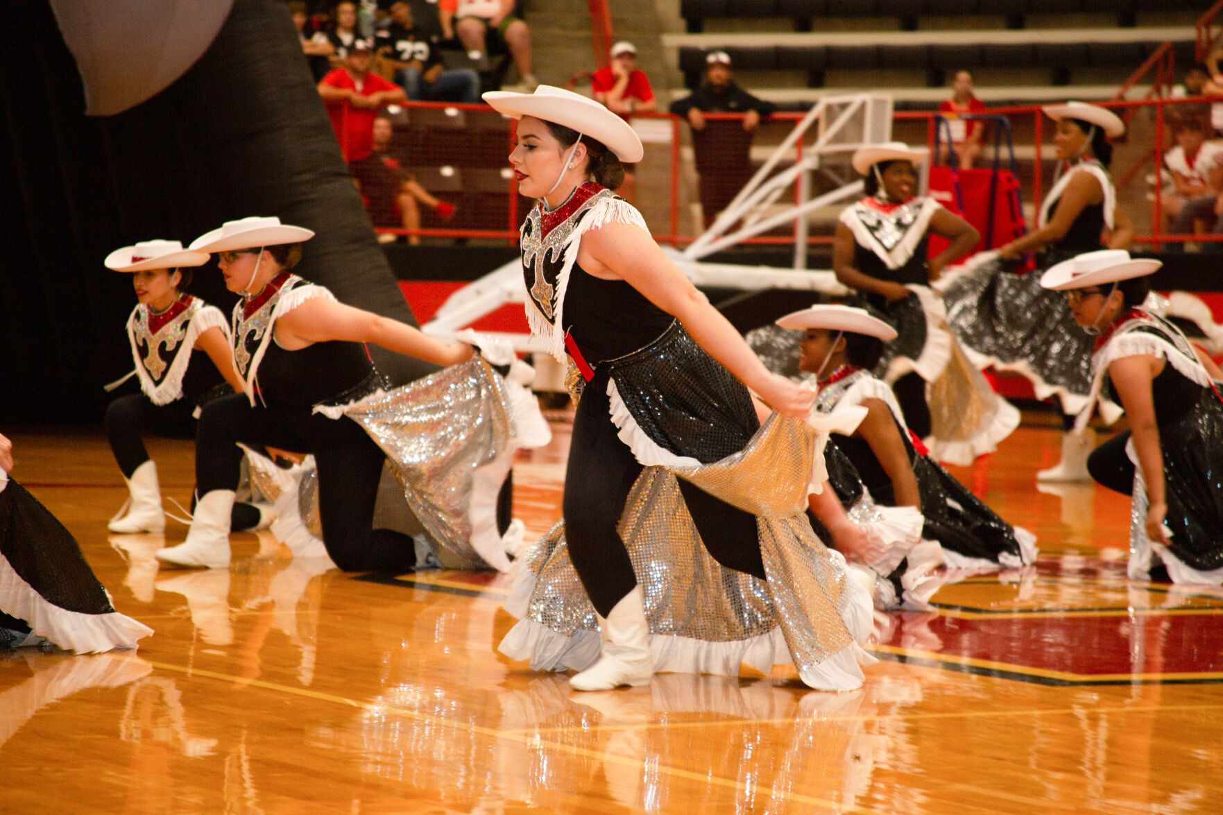 08242022_tmt_news_rusk_belles_5.jpg